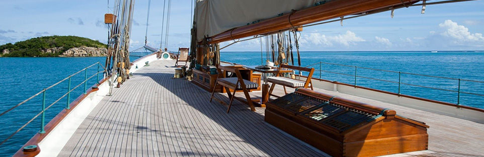 classic-yacht-elena
