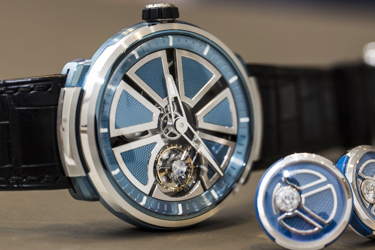 Faberge---Visionnaire-I-tourbillon-watch-in-platinum-baselworld-2015-front