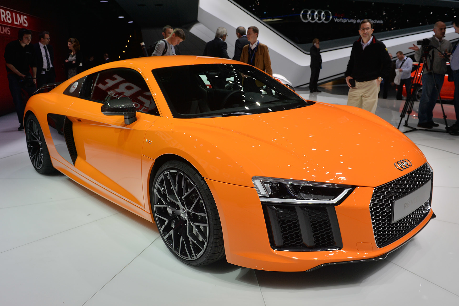 03-2016-audi-r8-geneva-1