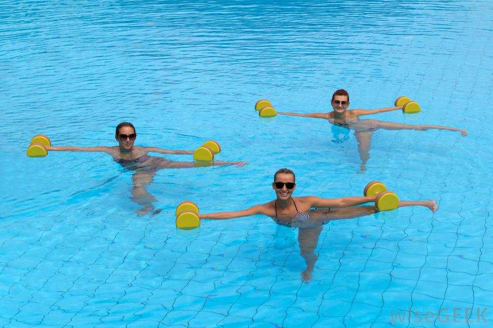 women-in-pool