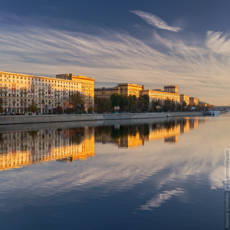 Russia, Moscow, Frunzenskaya embankment