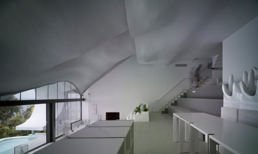gilbartolome-architects-house-on-the-cliff-granada-designboom-07