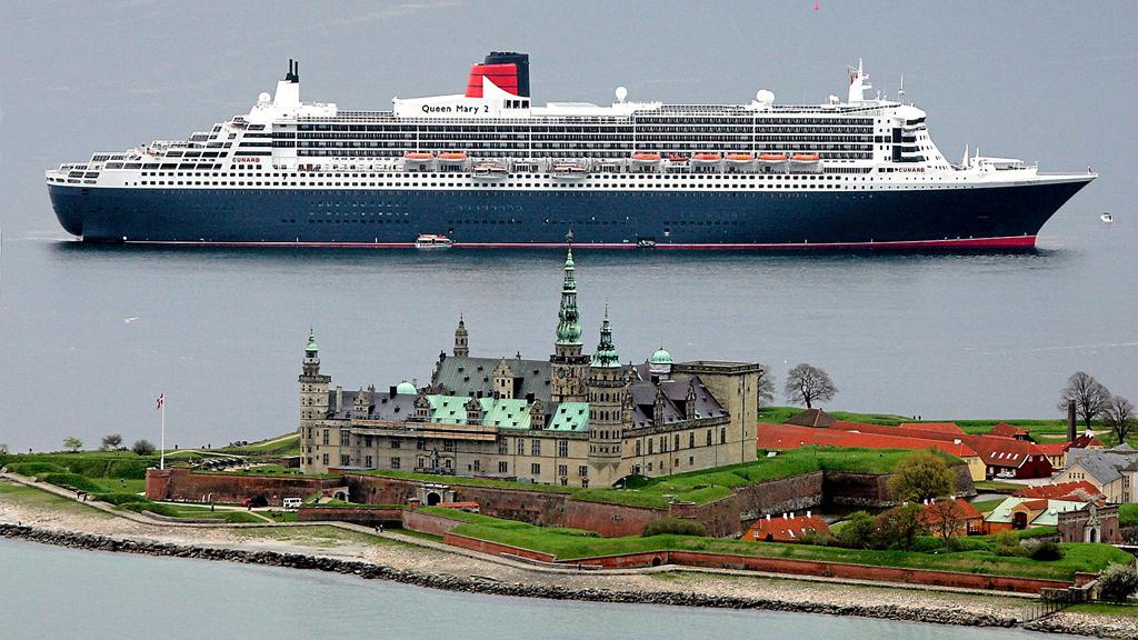 kronborg-og-queen-mary2