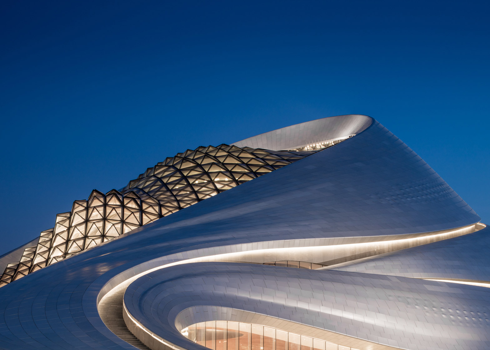 harbin-opera-house_mad-architects_beijing_hufton-crow_dezeen_1568_4